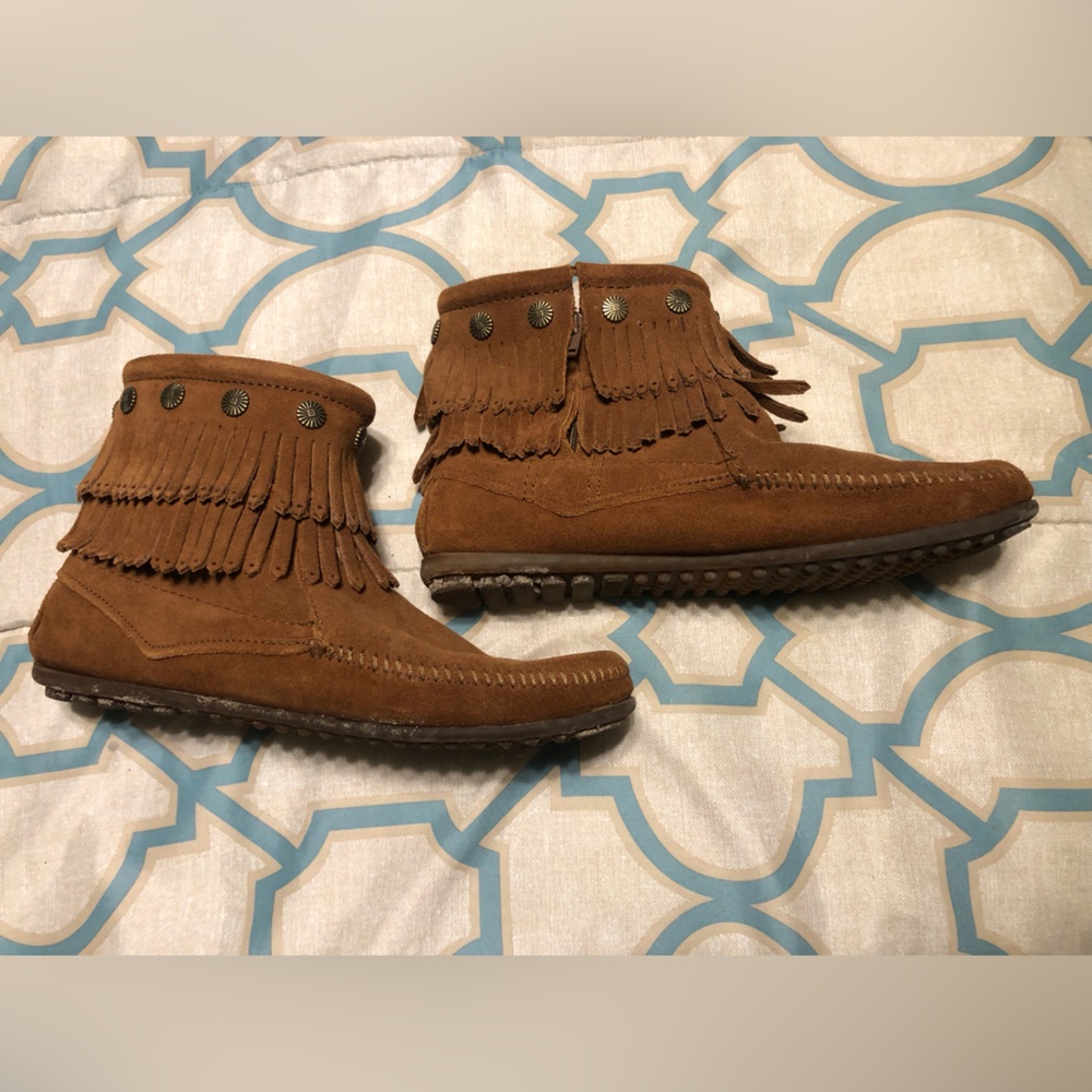 Minnetonka Brown Fringe Moccasin Boots